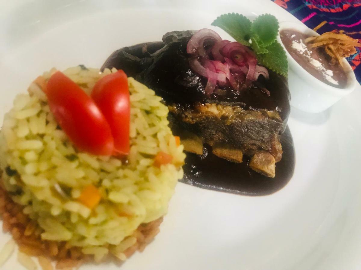 Hotel Kangaroo Y Restaurante Rio Dulce Town Dış mekan fotoğraf